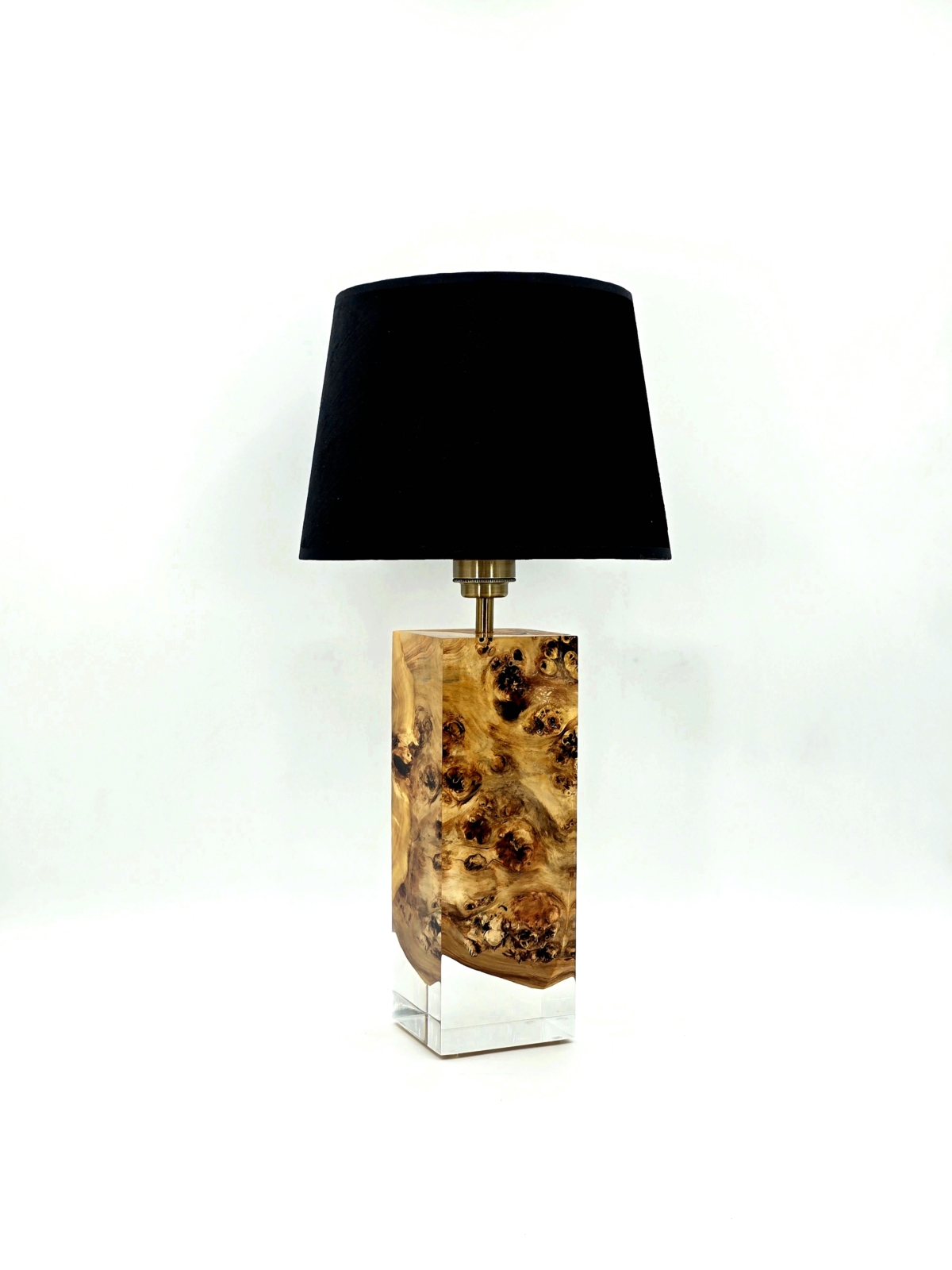 lampa stołowa z drewna oliwnego i żywicy – oxo (b57)