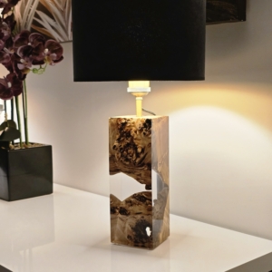 lampa stołowa z drewna topoli i żywicy – wuko (b58)