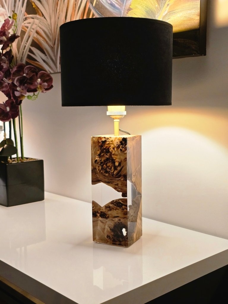 lampa stołowa z drewna topoli i żywicy – wuko (b58)